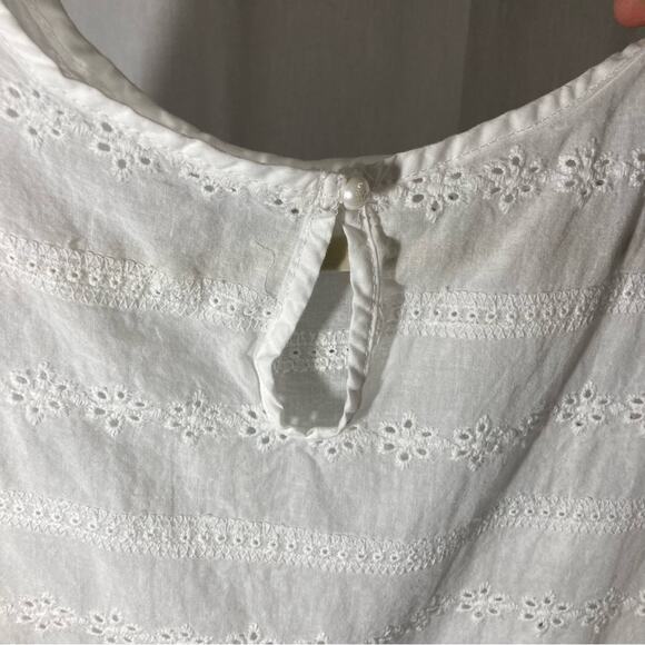Crispy white eyelet top peplum size L feminine lightweight summer girly beachy - Picture 2 of 8